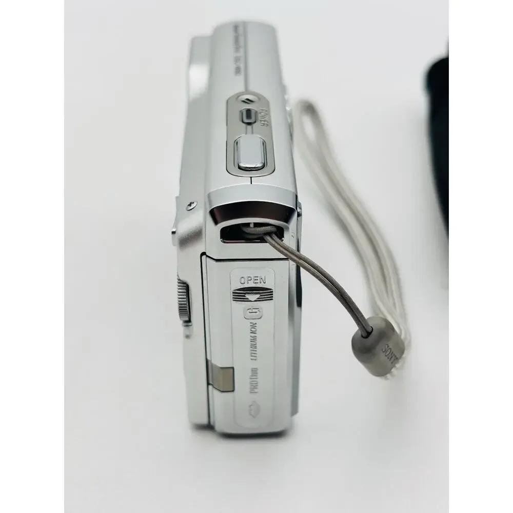 Sony Cyber-shot DSC-W80 Digital Camera Silver 7.2MP Tested Works W/ Charger